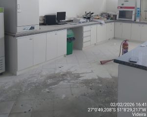 Princípio de incêndio em laboratório de escola mobiliza bombeiros em Videira