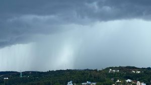 Temporal com granizo assusta moradores no Meio-Oeste; Defesa Civil alerta para riscos nas próximas horas