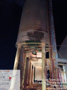Incêndio atinge silo com serragem em empresa de Santa Cecília