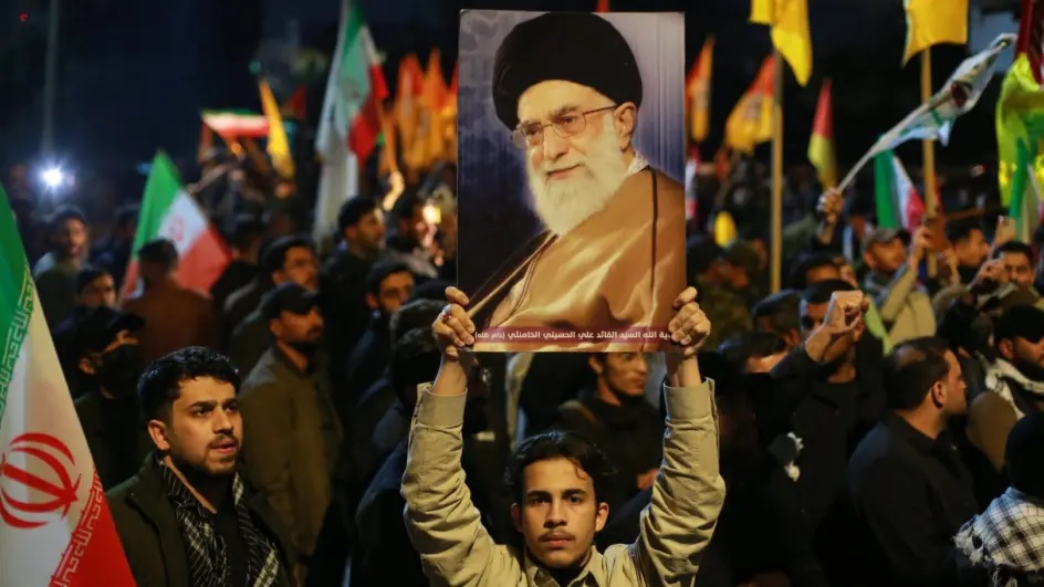 Trump diz que líder supremo do Irã foi morto; Teerã nega