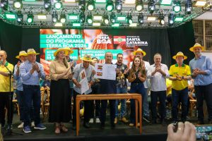 Agro forte: Jorginho Mello lança “Terra Boa 2026” com R$ 137,8 milhões e anuncia obras no Aeroporto de Pinhalzinho