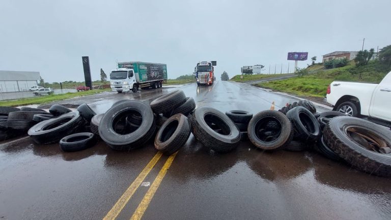 Justiça proíbe bloqueio de rodovias e acessos a portos no Litoral Norte