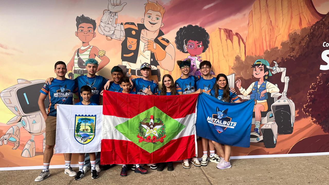Equipe de Joaçaba está entre as 100 melhores do país em competição nacional de robótica