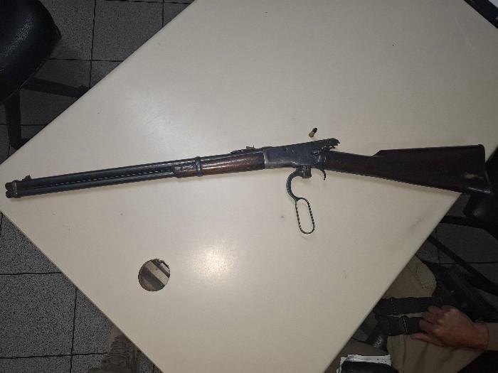 Jovem agride mãe e é baleado pelo próprio irmão em Água Doce