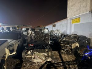 Incêndio criminoso atinge revenda de veículos em Campos Novos