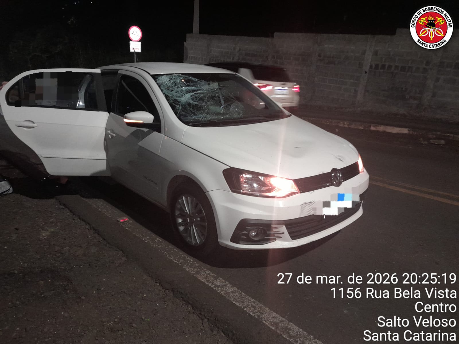 Adolescente fica gravemente ferido após atropelamento no centro de Salto Veloso