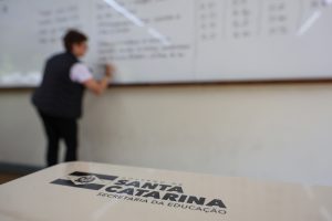 Novo concurso da Educação de SC tem dez mil vagas