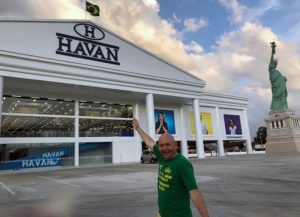 Polícia de SC mira golpe milionário com nome da Havan