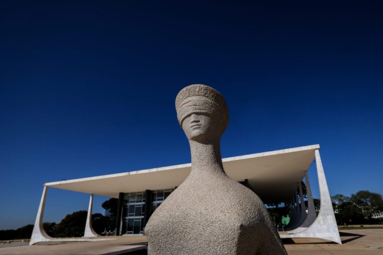 STF julga a partir de hoje a validade da lei que proíbe cotas raciais em SC