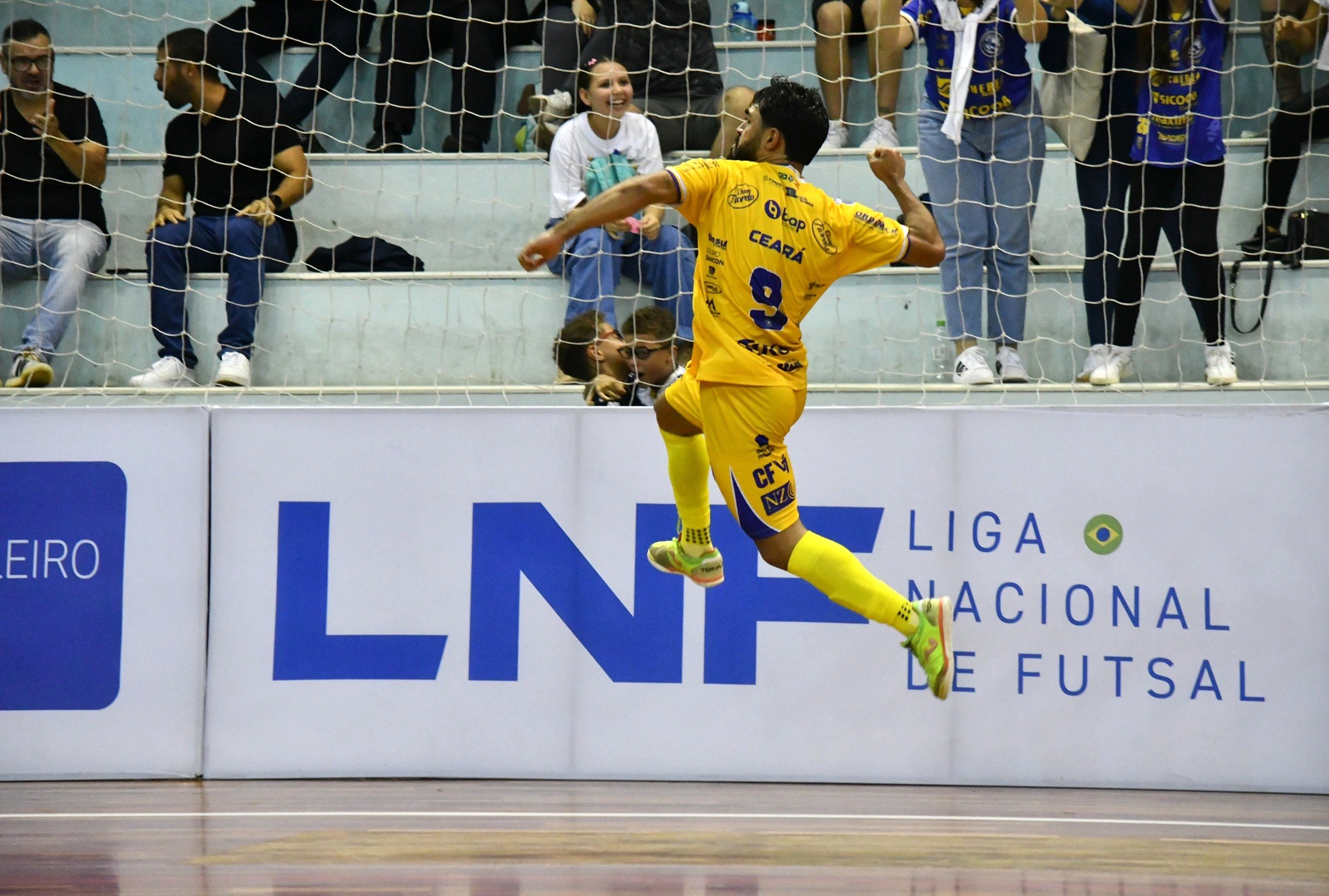 Joaçaba Futsal vence o Tubarão e avança às oitavas de final da Copa LNF