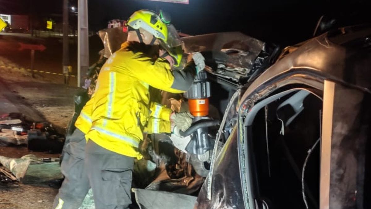 Acidente em rodovia catarinense deixa um morto e feridos