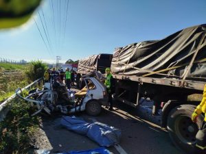 Tragédia na SC-110: Colisão frontal entre carro e caminhão deixa cinco mortos em Ituporanga