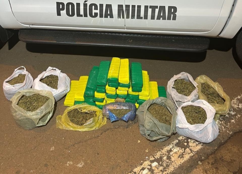 Adolescente é apreendida com mais de 40 kg de maconha em ônibus no Oeste