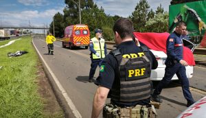 Motociclista morre em colisão frontal com carro na BR-282