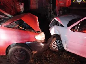 Motorista foge após acidente e passageira fica ferida em Curitibanos