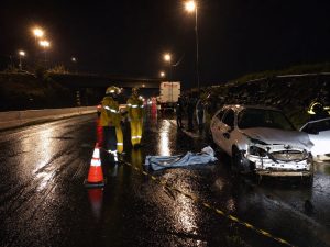 Capotamento deixa criança morta e duas pessoas feridas na BR-282