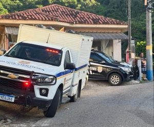 Casal é encontrado morto em apartamento alugado no litoral de SC