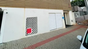 Trabalhador encontra feto em caixa de esgoto de condomínio em Chapecó