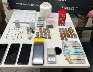 Homem é preso por tráfico de drogas em Erval Velho