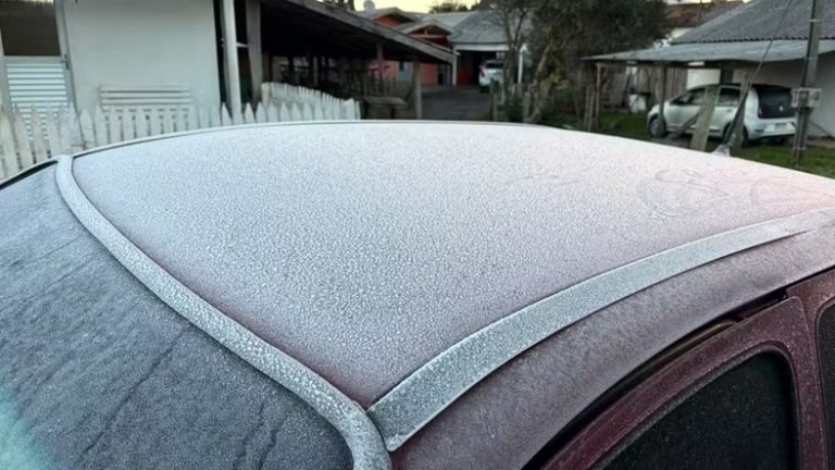 SC registra temperaturas negativas e amanhecer congelante