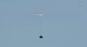 Missão histórica da NASA termina com retorno seguro de astronautas à Terra