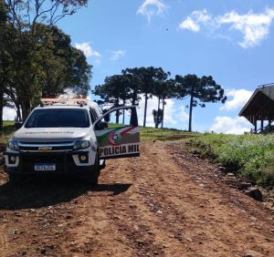 Homem é encontrado morto em propriedade rural no Oeste