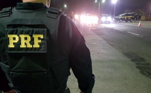 PRF intensifica fiscalização nas rodovias durante feriado do Dia do Trabalhador em SC