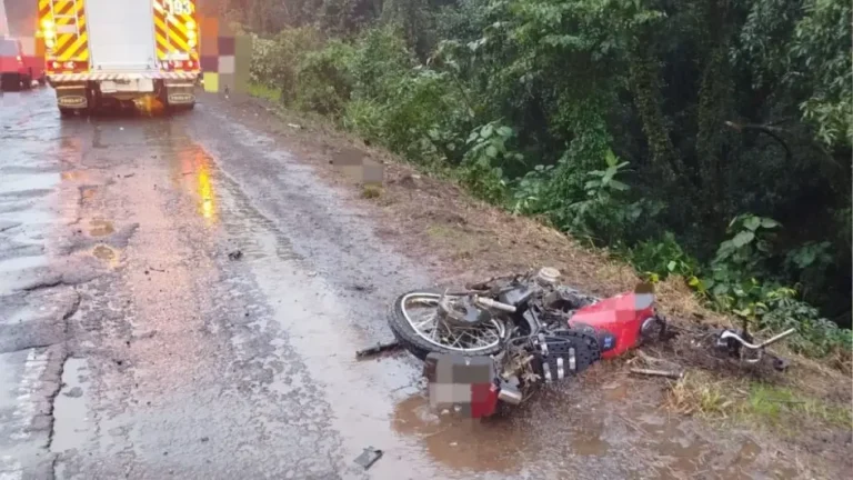 Motociclista morre após colisão e queda em ribanceira na BR-282 em Maravilha