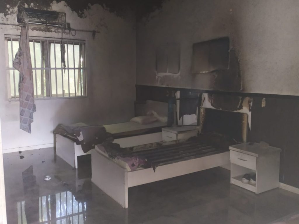 Incêndio atinge clínica em Ibicaré e é controlado por funcionários e pacientes