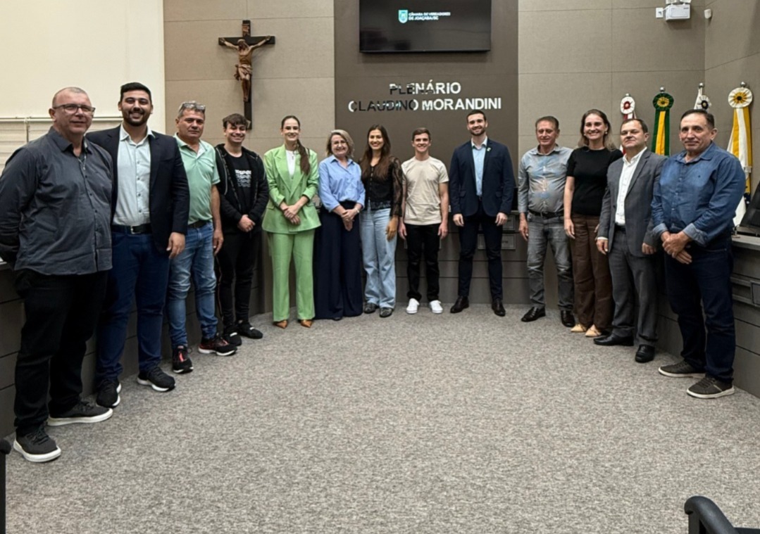 CDL Jovem apresenta campanha do Dia Livre de Impostos na Câmara de Joaçaba