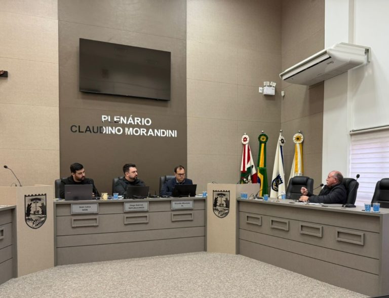 Atual e ex-prefeitos são ouvidos na CPI de Joaçaba