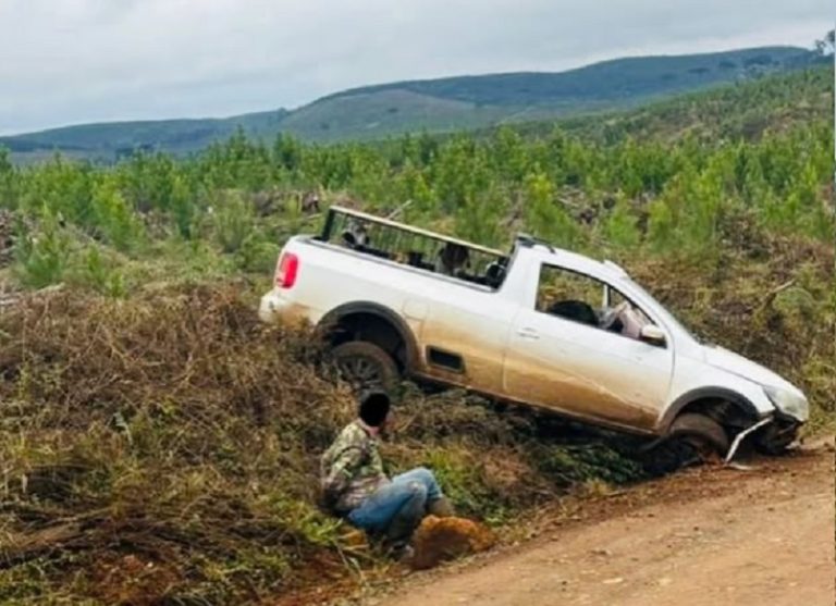 Polícia Ambiental apreende arma e prende homem após perseguição no interior de Monte Carlo