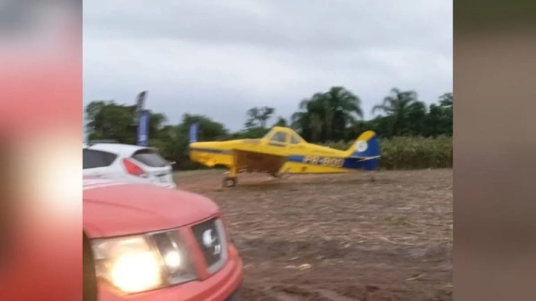 Avião faz pouso forçado e mobiliza equipes de resgate em SC