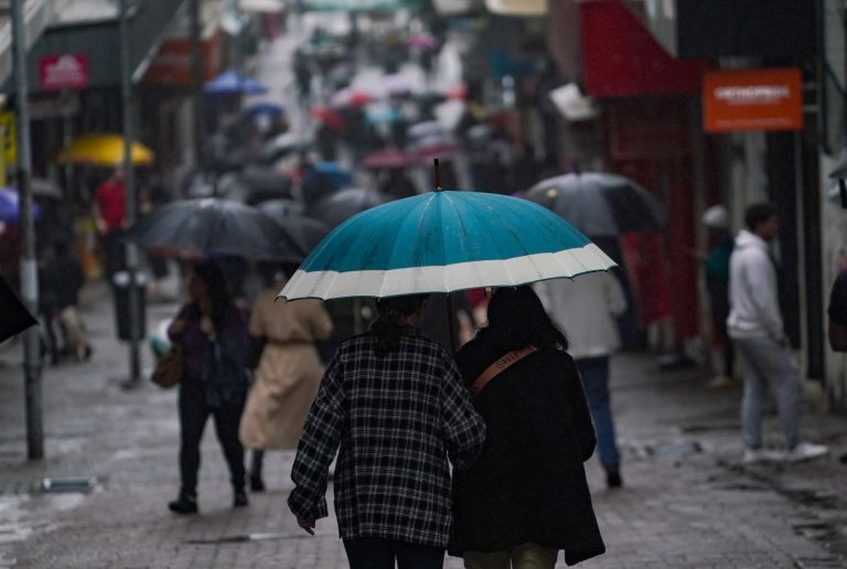 Chuva volta a Santa Catarina após sequência de dias frios