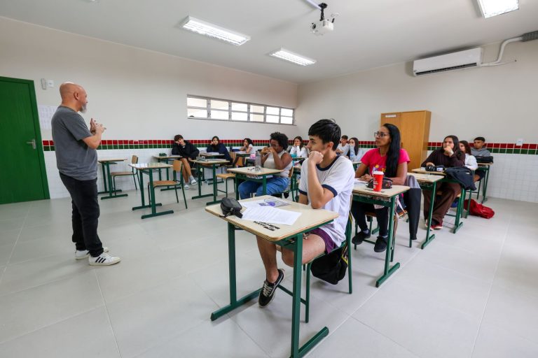 Santa Catarina atinge 100% das salas de aula climatizadas na rede estadual