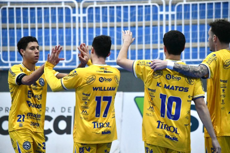 Joaçaba goleia o Saudades em casa e assume terceira colocação da Série Prata