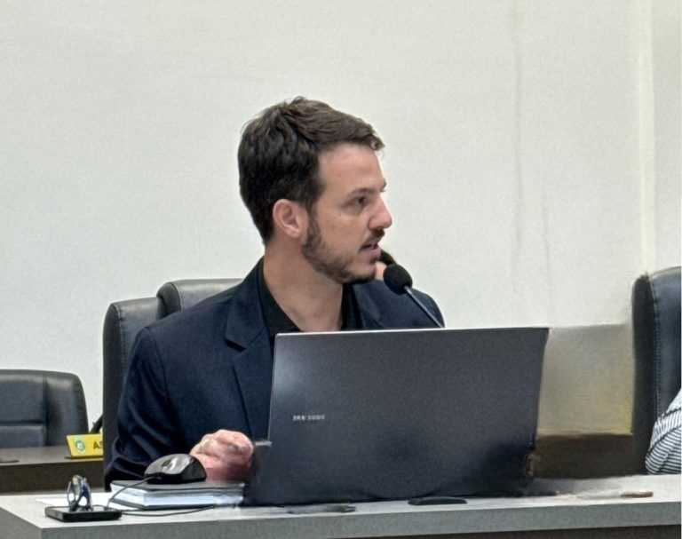 Vereador reforça pedido por melhorias em ruas próximas ao CEI Tempo de Aprender