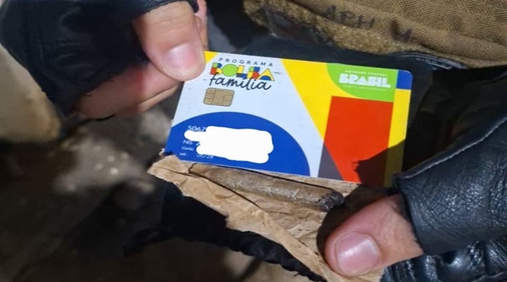Homem pode ter comprado drogas com cartão Bolsa Família em Caçador