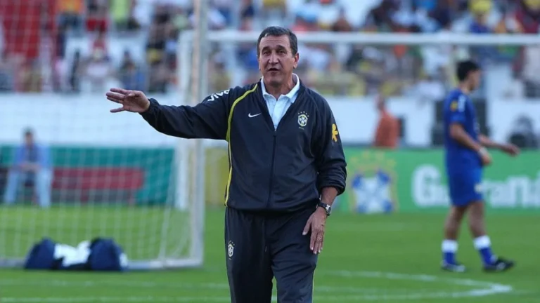 Carlos Alberto Parreira apresenta complicações, é sedado e passará por cirurgia