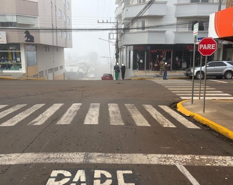 Mesmo cruzamento registra dois acidentes em menos de cinco horas no Centro de Campos Novos
