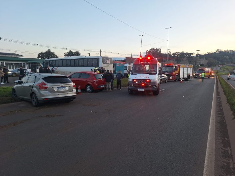 Grave colisão frontal deixa seis feridos na BR-282, no trevo da Femi em Xanxerê