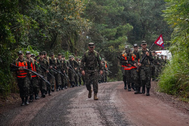 Tiro de Guerra de Joaçaba promove treinamentos, ações sociais e atividades de formação ao longo do mês de maio