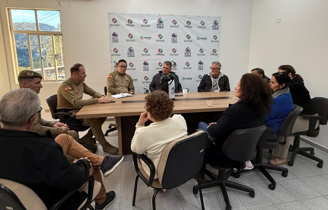 Moradores dos bairros Clara Adélia e Contestado cobram da PM mais segurança