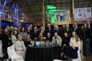 Rotary Club de Herval d’Oeste prestigia Assembleia Distrital e posse de novo Governador
