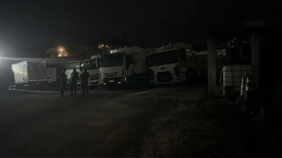 Operação DNA do Crime: empresários são presos e caminhões de lixo apreendidos em SC