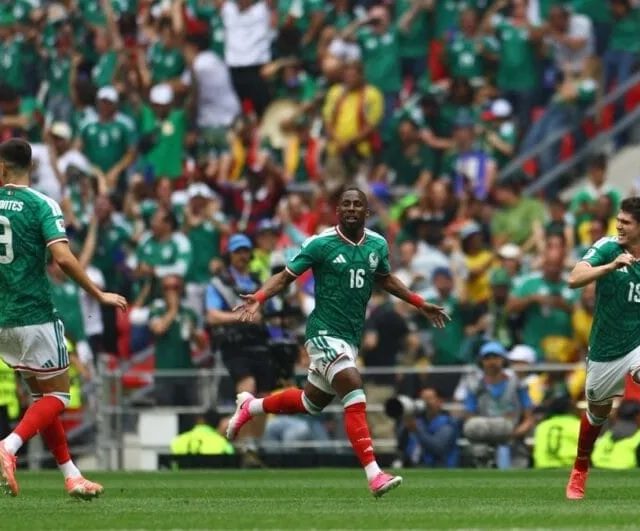 Copa do Mundo começa com vitória do México em jogo marcado por expulsões