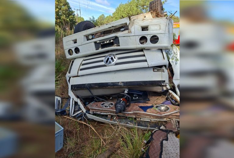 Morre no hospital motorista resgatado em estado gravíssimo após tombamento na SC-452