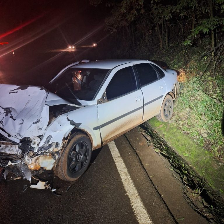 Motorista alcoolizado causa grave acidente no Oeste