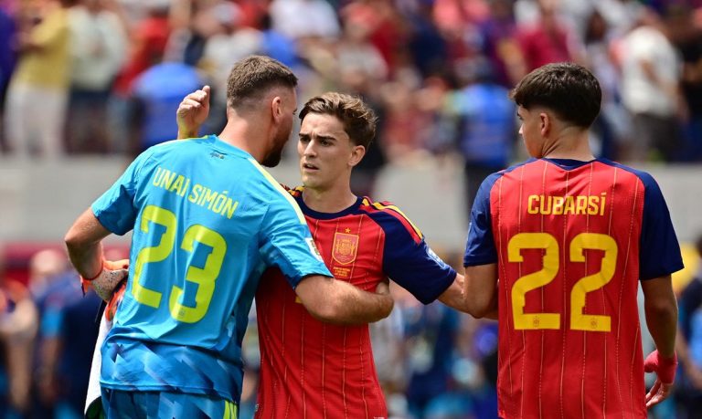 Espanha e Portugal abrem oitavas da Copa nesta segunda