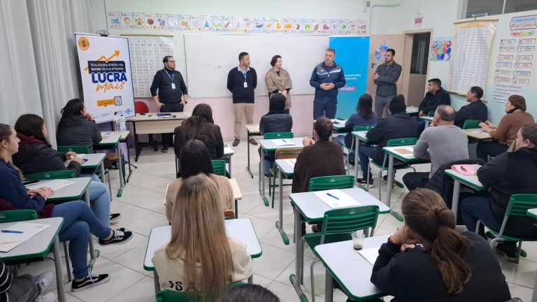 Programa Lucra Mais inicia turma exclusiva em Abdon Batista com foco na transformação digital dos pequenos negócios
